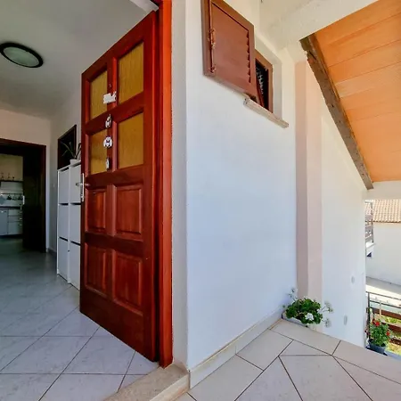Marinela Apartment